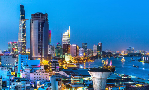 Trái ngược tăng trưởng tín dụng tại hai “đầu tàu” kinh tế