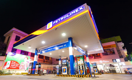 Lợi nhuận hai “ông lớn” bán lẻ xăng dầu Petrolimex và PV OIL cùng “đi lùi”