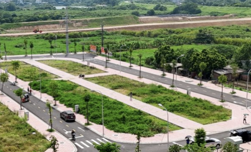 Nhà đầu tư “tỉnh giấc” sau các cơn sốt đất đấu giá ở Hà Nội