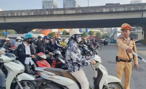 Sang năm 2025, người đi xe máy chú ý vi phạm những lỗi này có thể bị phạt đến 10 triệu đồng