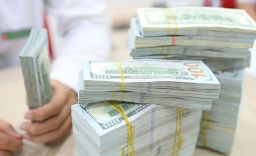 Giá USD tại ngân hàng giảm mạnh