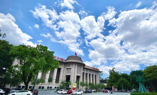 Ngành ngân hàng 2025: Thách thức cũ và động lực mới