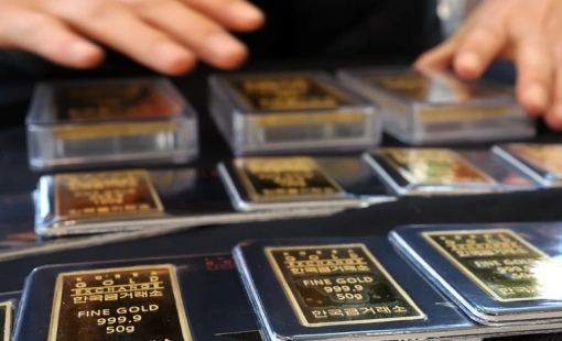 Giá vàng châu Á chạm “đỉnh” cao sau gần 3 tháng, tiếp tục đà đi lên