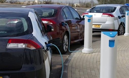 Doanh số xe điện tại Anh lập kỷ lục nhưng vẫn chưa đạt mục tiêu