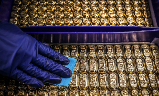 Các nhà đầu tư vẫn tin tưởng vào vàng