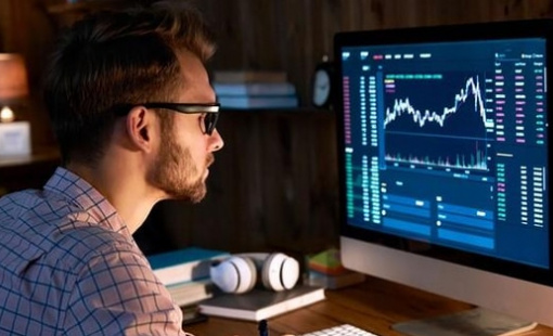 Phiên 10/10: Khối ngoại giảm bán, ngược dòng tung gần 450 tỷ gom một cổ phiếu bluechip