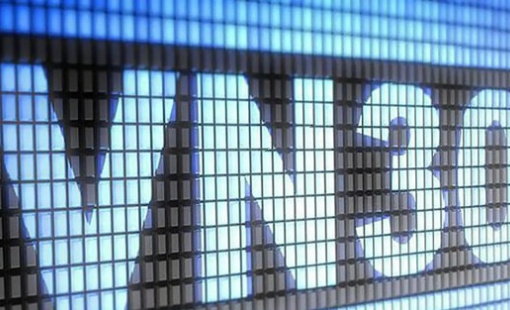 Chỉ số chứng khoán quan trọng của Việt Nam lần đầu vượt 2.000 điểm