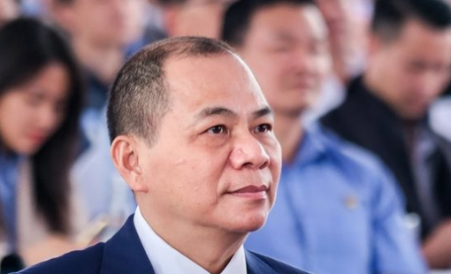 Gần 600 triệu cổ phiếu VIC đã rời tài khoản cá nhân của tỷ phú Phạm Nhật Vượng đổ vào giấc mơ điện sạch, taxi xanh và đường sắt cao tốc