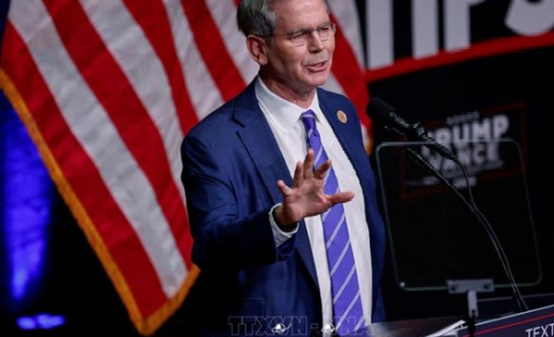 Mỹ sẽ tạm hoãn áp thuế 100% với hàng hóa Trung Quốc