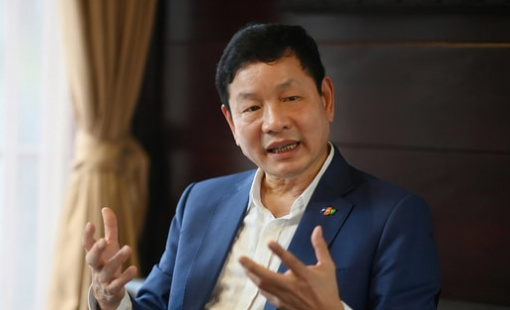 9 tháng từ ngày ông Trương Gia Bình nói “thời tới cản không kịp”, cổ phiếu FPT “thủng” giá 9x