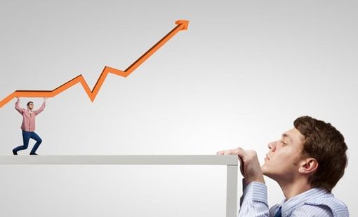 Thận trọng khi VN-Index liên tục phá đỉnh