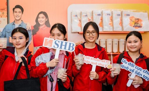 SHB mang trải nghiệm ngân hàng số đến gần hơn với giới trẻ tại Ngày thẻ Việt Nam 2025
