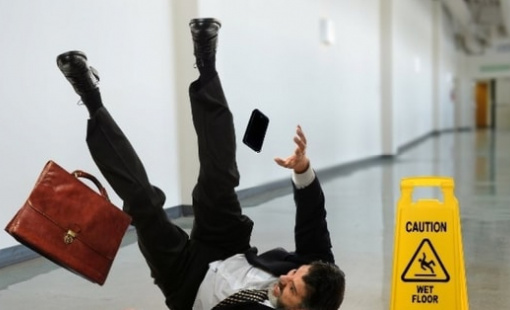 Gần 4% công ty bị "nhốt sàn", cổ đông ồ ạt bán tháo, doanh nghiệp ra động thái mới