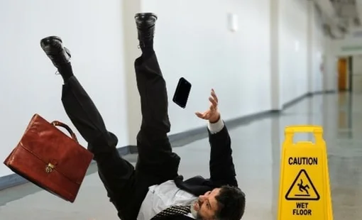 Gần 4% công ty bị "nhốt sàn", cổ đông ồ ạt bán tháo, doanh nghiệp ra động thái mới