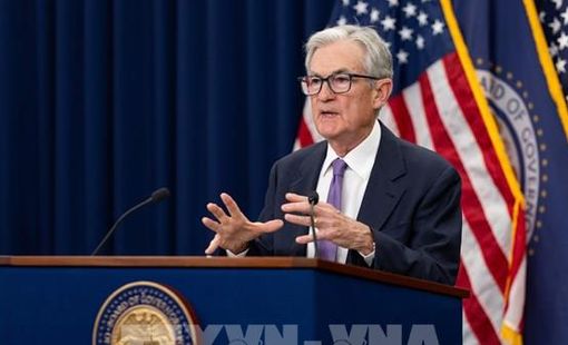 Fed hạ lãi suất xuống mức thấp nhất trong ba năm