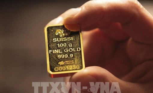 Đồng USD mạnh lên kéo giá vàng châu Á đi xuống