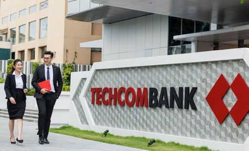 Techcombank huy động thêm 2.000 tỷ đồng, chi cổ tức hơn 7.000 tỷ đồng