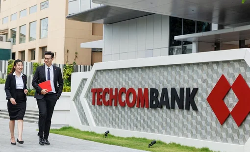 Techcombank huy động thêm 2.000 tỷ đồng, chi cổ tức hơn 7.000 tỷ đồng