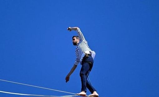 Chứng khoán bật tăng sau cú rơi 200 điểm: Đáy thật hay chỉ là “bull trap”?
