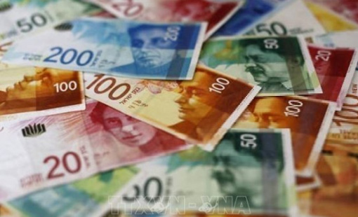 Israel xem xét cấm cất giữ tiền mặt trên 200.000 shekel
