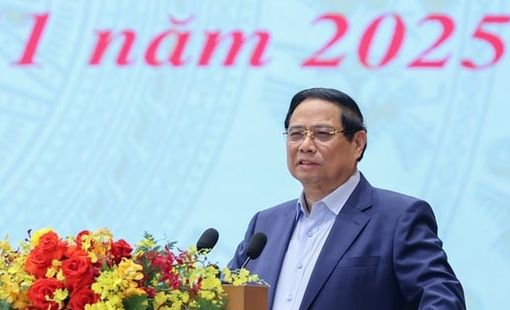 Thủ tướng yêu cầu cắt bỏ những thủ tục không cần thiết mà người dân vẫn phải làm