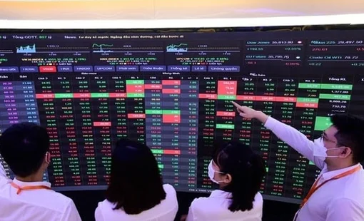 Doanh nghiệp trên sàn chứng khoán do Thủy Tiên nắm giữ hơn 20% cổ phần chuẩn bị họp bàn một việc quan trọng
