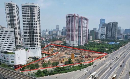 Một công ty muốn rời sàn chứng khoán sau khi bán đất vàng 3 mặt tiền cho Sun Group thu về 5.800 tỷ đồng
