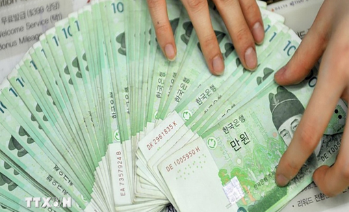 Đồng won chịu áp lực do dòng vốn ra nước ngoài tăng cao