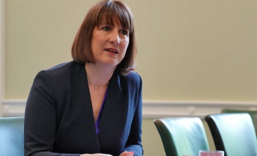 Bộ Tài chính Anh sẽ bỏ ưu đãi thuế đối với hàng nhập khẩu giá thấp