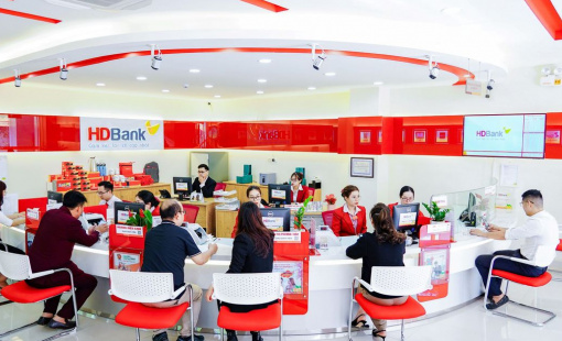 HDBank chung tay cùng Chính phủ hỗ trợ đồng bào vùng bão lũ