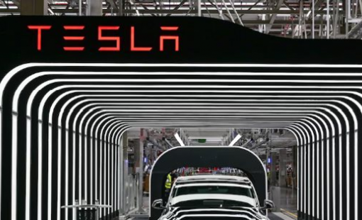 ‘Cơn đau đầu’ mới của Elon Musk: Doanh số giảm gần 1 nửa tại châu Âu khi thị trường xe điện chung tăng 26%