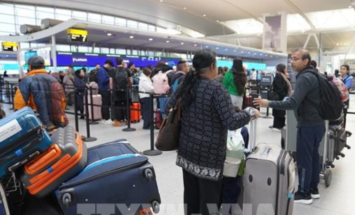 Mỹ: 1.460 chuyến bay bị hủy, hàng nghìn chuyến bị hoãn do thiếu kiểm soát viên