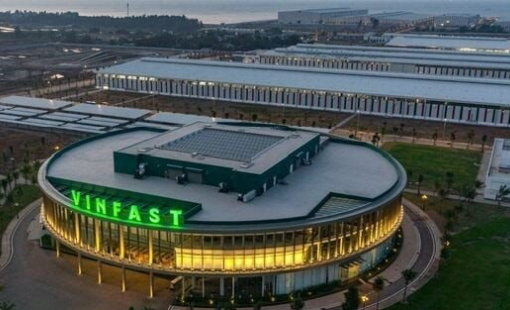 Loạt động thái lớn của tỷ phú Phạm Nhật Vượng tại thị trường đông dân nhất thế giới