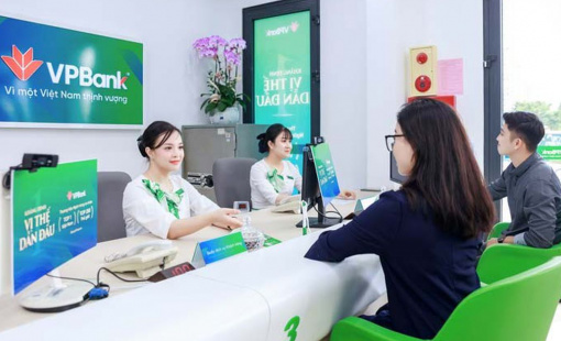 VPBank nâng lãi suất lần 2 trong một tuần, khép lại cuộc đua tháng 11