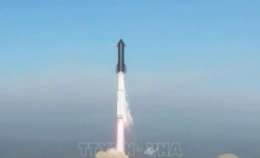 Elon Musk định giá SpaceX 1.500 tỷ USD