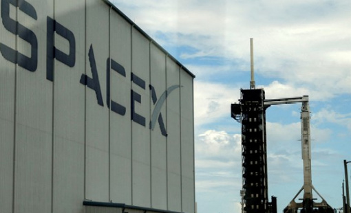 Giao dịch nội bộ đẩy mức định giá cho SpaceX lên 800 tỷ USD