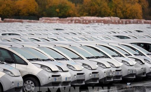 EU nới lỏng lệnh cấm xe xăng, dầu năm 2035 để cứu ngành ô tô