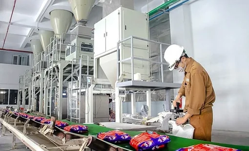 Dragon Capital không còn là cổ đông lớn tại Hóa chất Đức Giang trước khi cổ phiếu lao dốc
