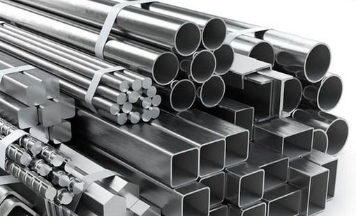 Cổ phiếu một công ty thép bật tăng 90%, 3 lãnh đạo cấp cao đăng ký thoái gần 3,2 triệu đơn vị