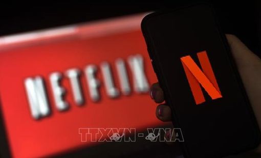 Netflix tham gia cuộc đua thâu tóm Warner Bros Discovery