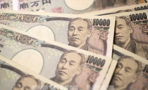 Đồng yen áp sát mức thấp kỷ lục do quan điểm thận trọng của BoJ
