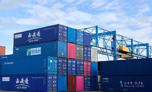 Đồng euro mạnh gây áp lực lớn lên xuất khẩu của Đức