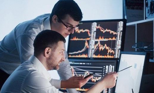 Khối ngoại ngược dòng tung 300 tỷ gom một cổ phiếu bluechip trong phiên VN-Index tăng 25 điểm