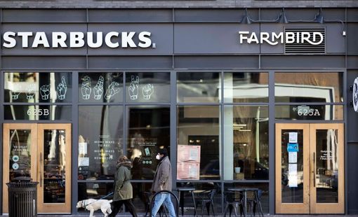 Starbucks cắt giảm khoảng 400 cửa hàng tại các đô thị lớn của Mỹ