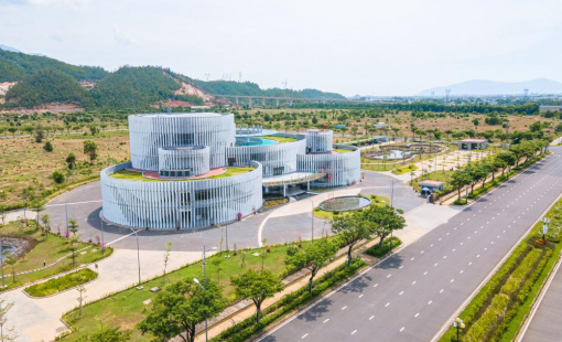 Đẩy mạnh xúc tiến đầu tư FDI, từ “trải thảm” sang “chọn mặt gửi vàng”