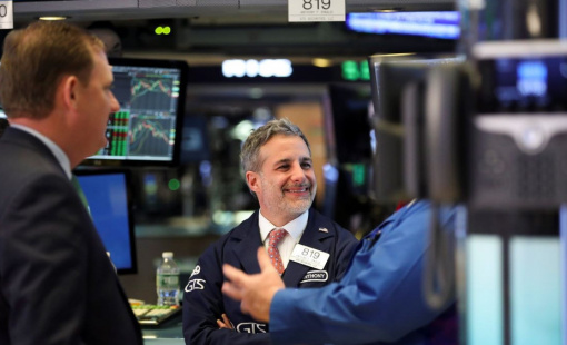 Mỹ: Thị trường chứng khoán thăng hoa trong một nền kinh tế yếu