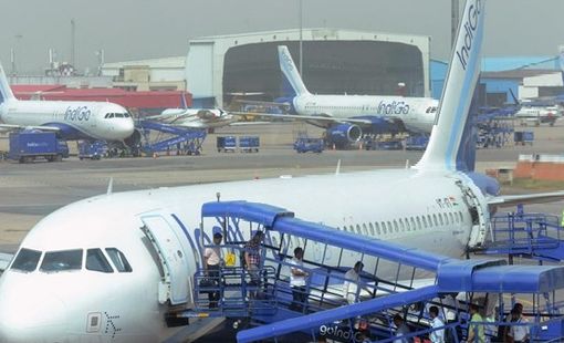 "Ông lớn" hàng không Ấn Độ hủy hơn 1.000 chuyến bay chỉ trong vài ngày