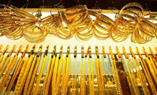 Giá vàng thế giới tiếp tục lập đỉnh mới do lo ngại về biện pháp thuế quan của Mỹ