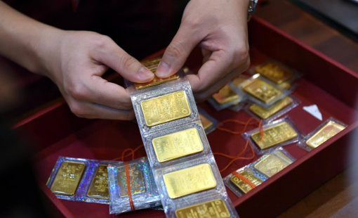 Vàng SJC tuột khỏi mốc 92 triệu đồng