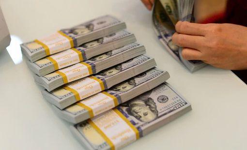 Tỷ giá tăng mạnh, giá vàng trong nước đồng loạt đi xuống